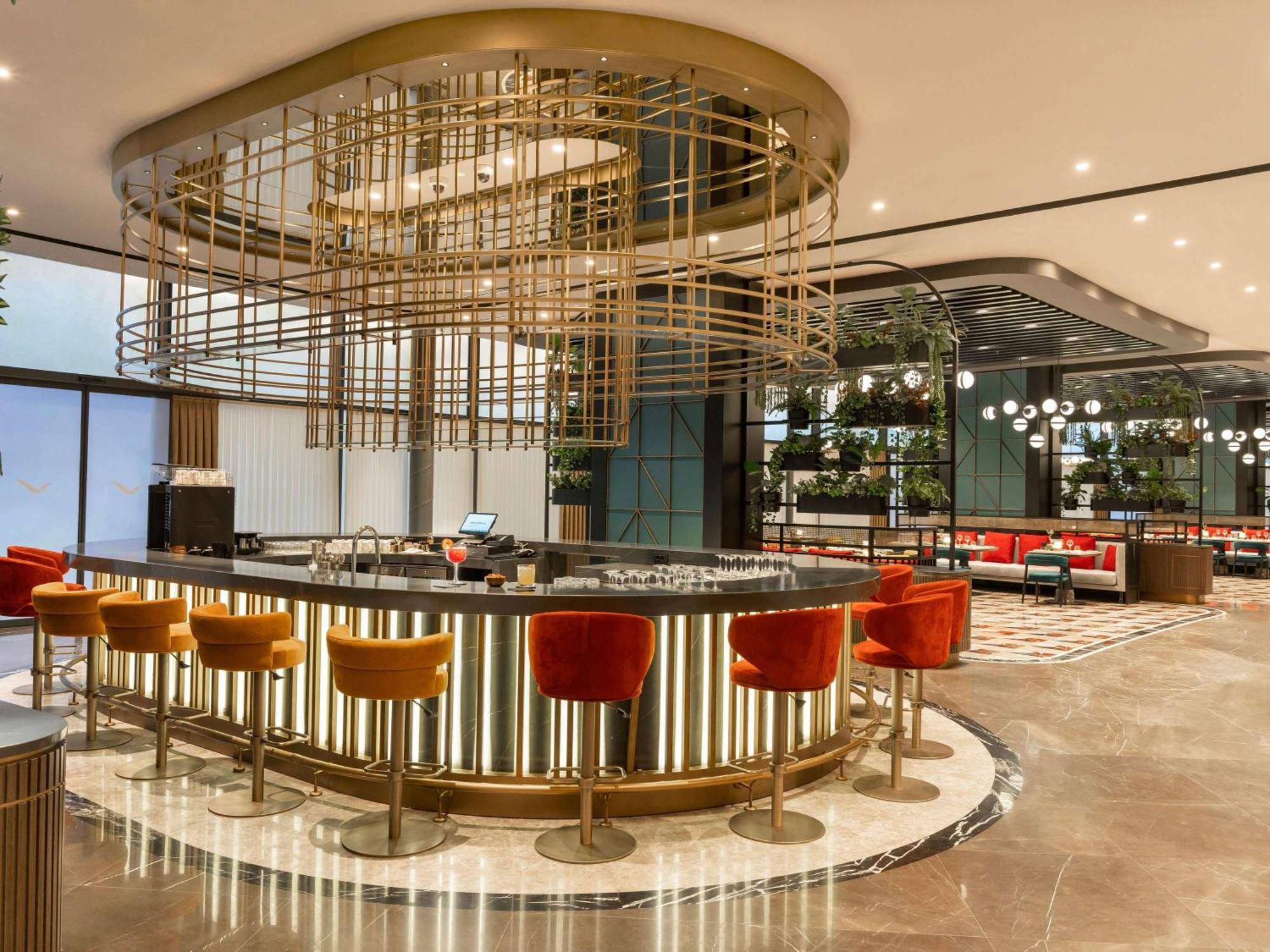 Moevenpick Hotel Istanbul Marmara Sea Buitenkant foto