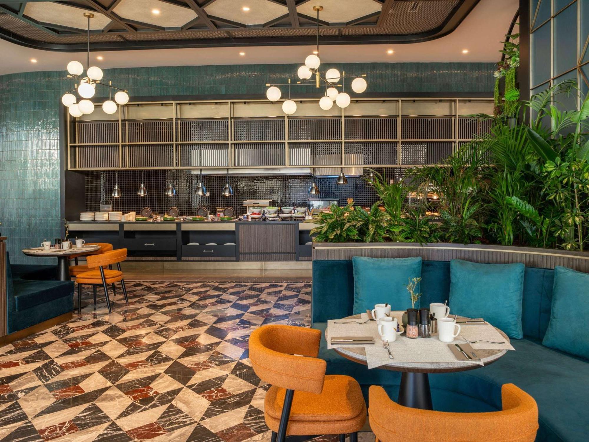 Moevenpick Hotel Istanbul Marmara Sea Buitenkant foto